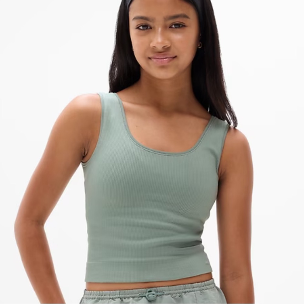 NEW Athleta Girl Rise Above Rib Crop Tank in Agave